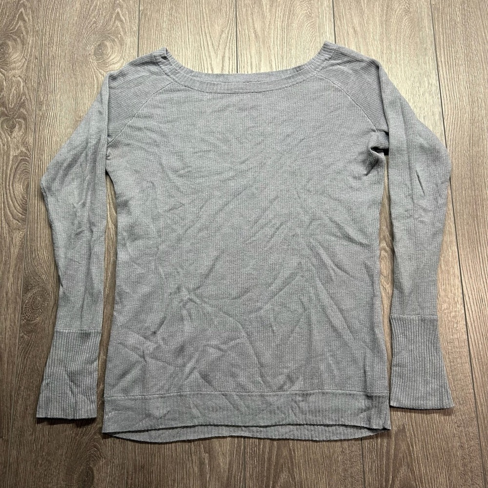 Lululemon Womens Gray Long Sleeve Knit Sweater Boat Neck Thumbholes Size 6